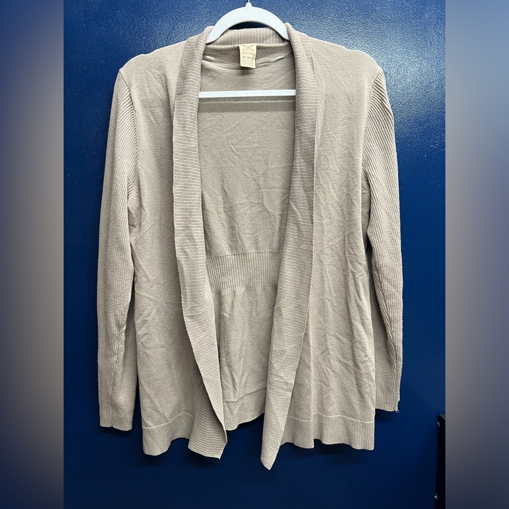 Cardigan - Picture 1 of 3